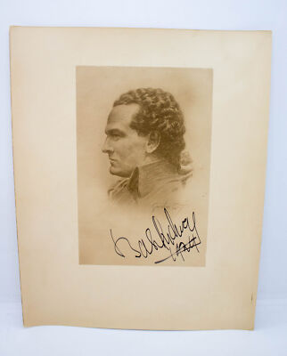1930S ORIGINAL HOLLYWOOD SIGNED ACTOR PRODUCTION ART PHOTO RARE
