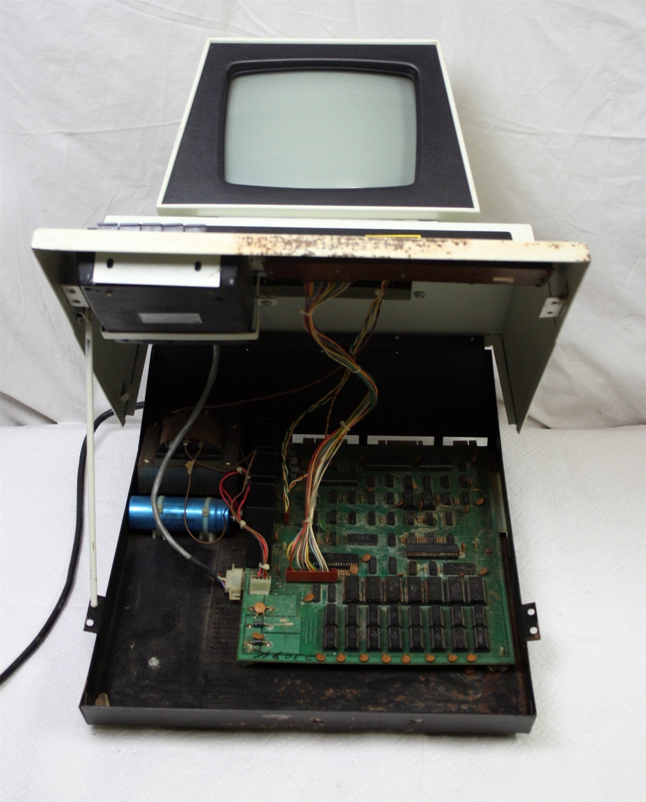 Vintage Commodore PET 2001 - 8 Computer w Chiclet Keyboard & Cassette, Chicklet