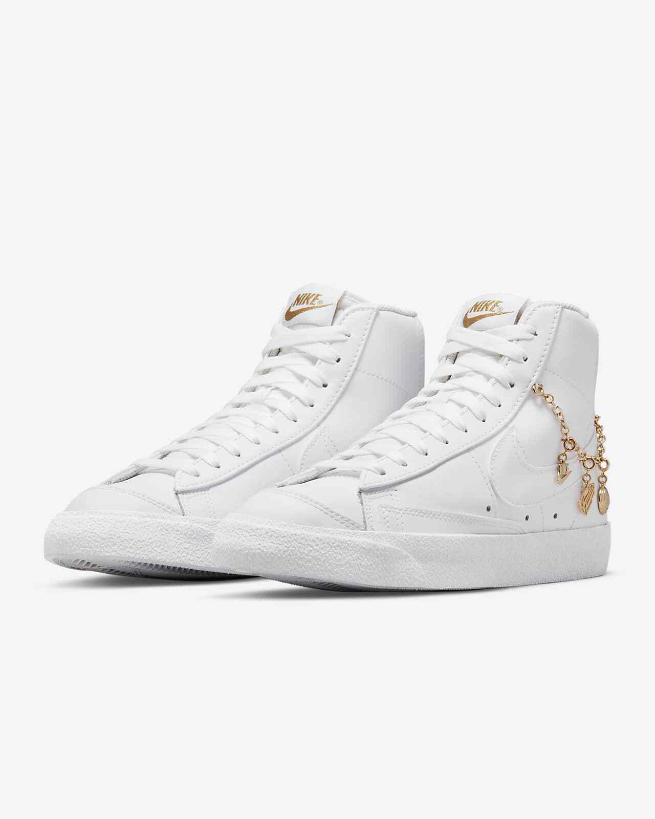 Nike Blazer Mid 77 LX Nike Blazer Mid 77 LX