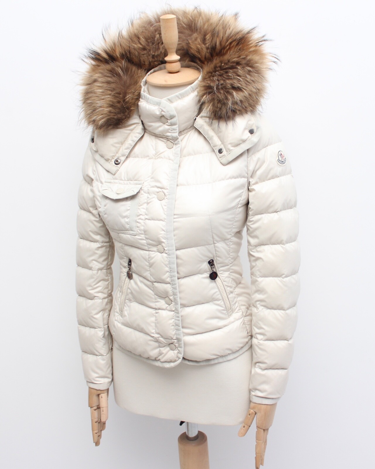 モンクレール ARMOISE moncler armoise jacket down authentic black size 3 | eBay
