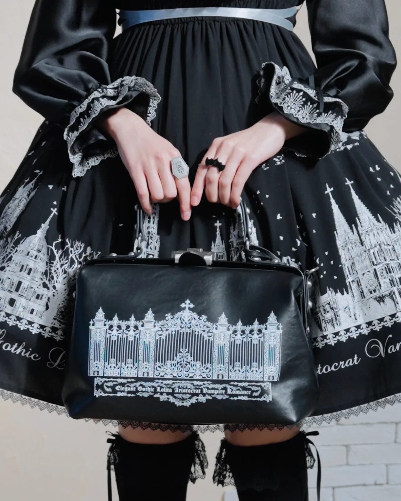NEW Moi-meme-Moitie Iron Gate 2way Boston Bag Black Mana