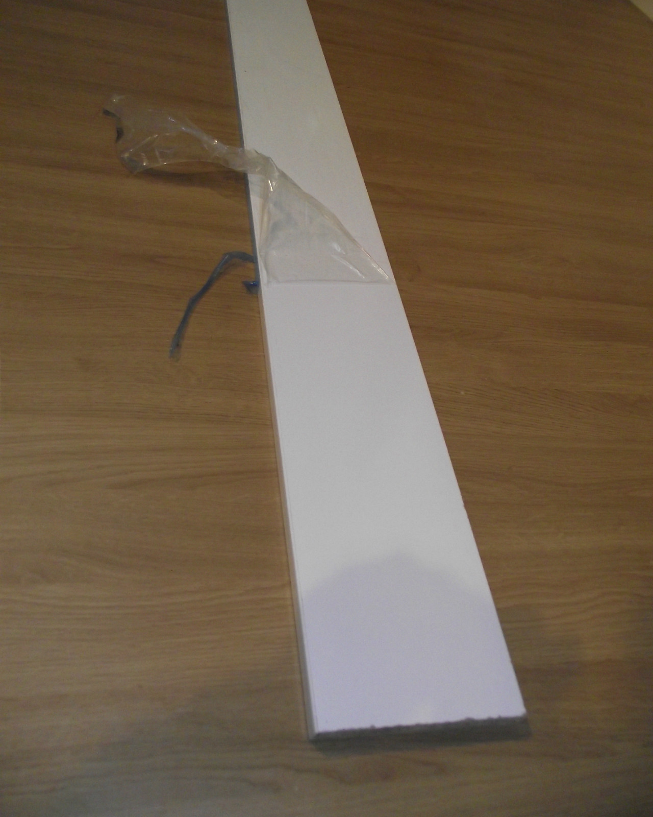 3x 2.8M HIGH GLOSS WHITE kitchen / bedroom UNIVERSAL PLINTHS / KICK