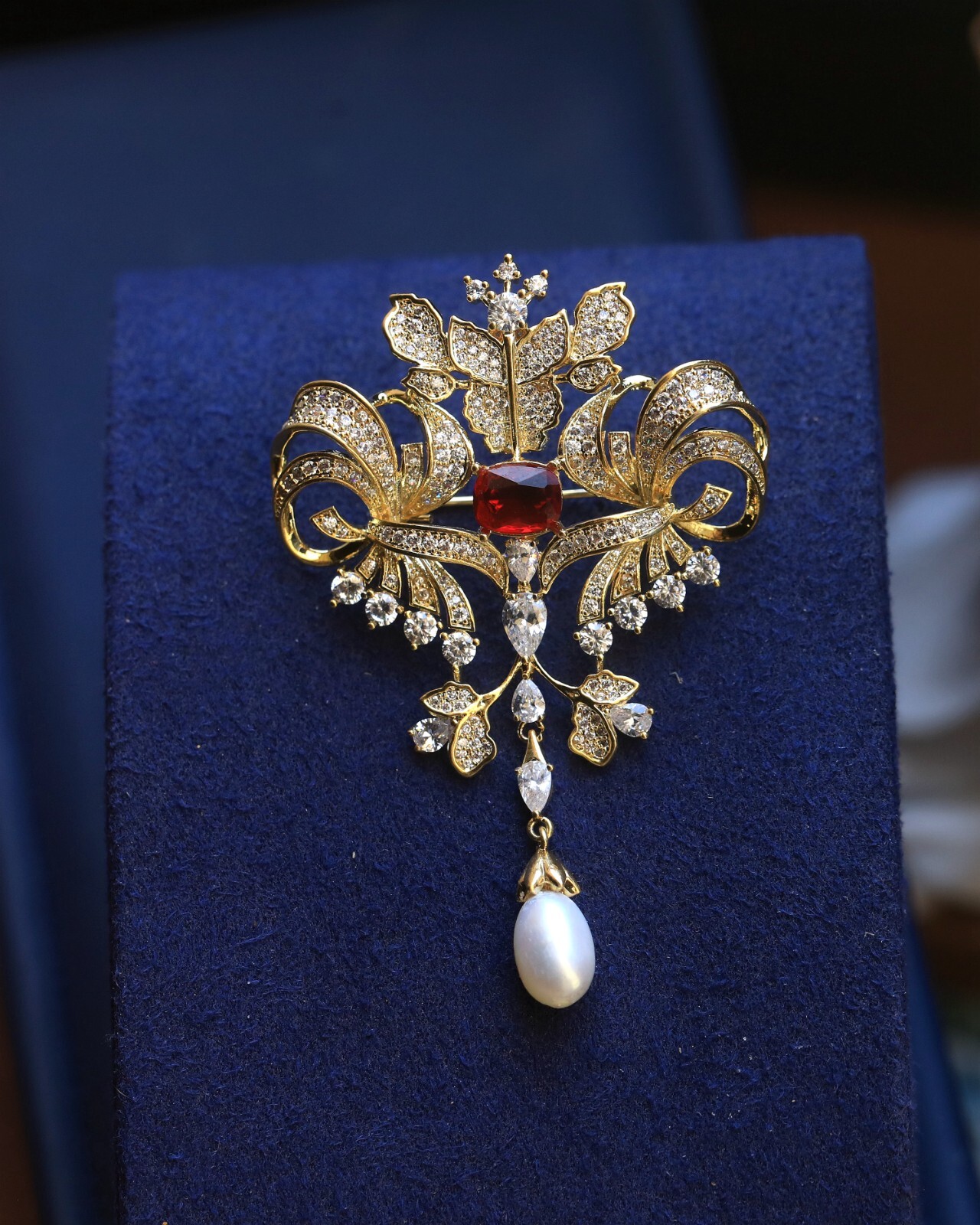 アクセサリー Belle Brooch Bow Floral Cultured Pearl White Belle Epoque Style