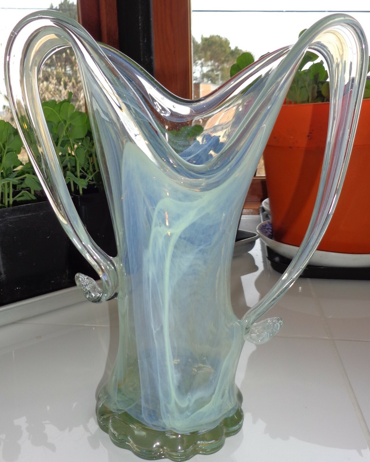 Beautiful antique Uranium Vaseline Opalescent art glass vase c1880 Victorian rar