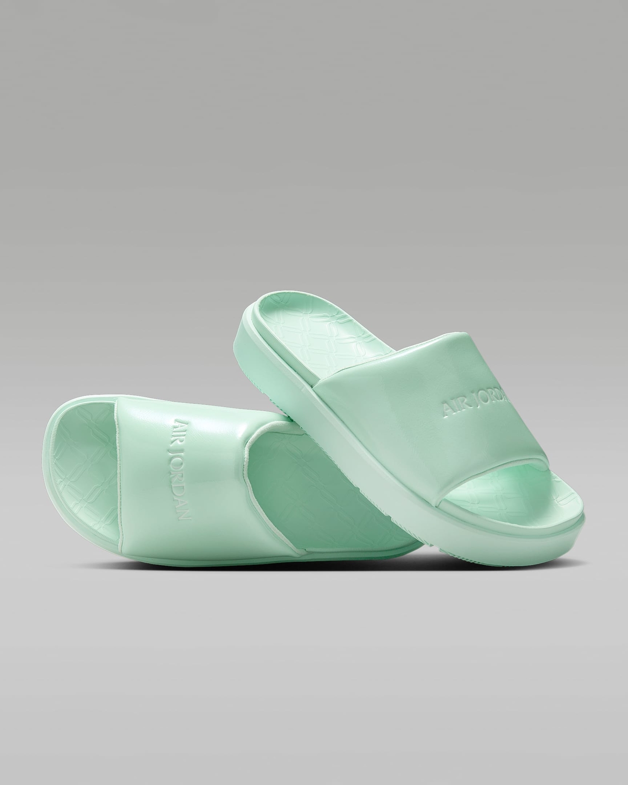 ☆人気☆【Nike】☆WMNS JORDA.N SOPHIA SLIDE WHITE☆22-26cm☆ ☆関税込☆NIKE☆WMNS JORDAN SOPHIA SLIDE WHITE☆22-26cm☆