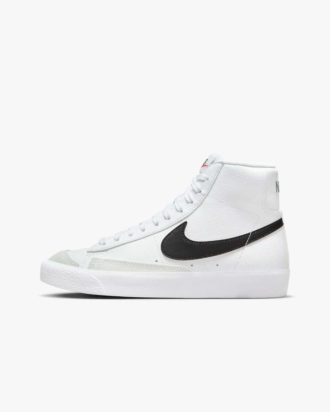 

Nike Blazer Mid 77 Big Kids белый/оранжевый/черный DA4086-100, Nike Blazer Mid