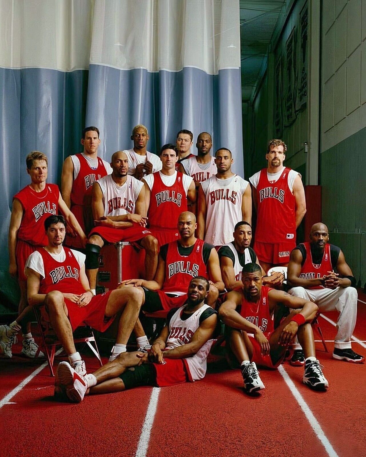 Chicago Bulls - 1996 NBA Champions, 8x10 Color Team Photo | eBay Chicago Bulls - 1996 NBA Champions, 8x10 Color Team Photo | eBay