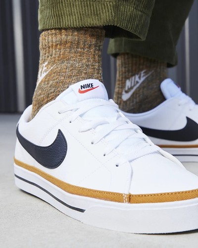 ★送料 関税込★NIKE★WMNS COURT LEGACY CNVS★23-26cm★人気★ Amazon.com | Nike Womens Court Legacy Next Nature, 7, White