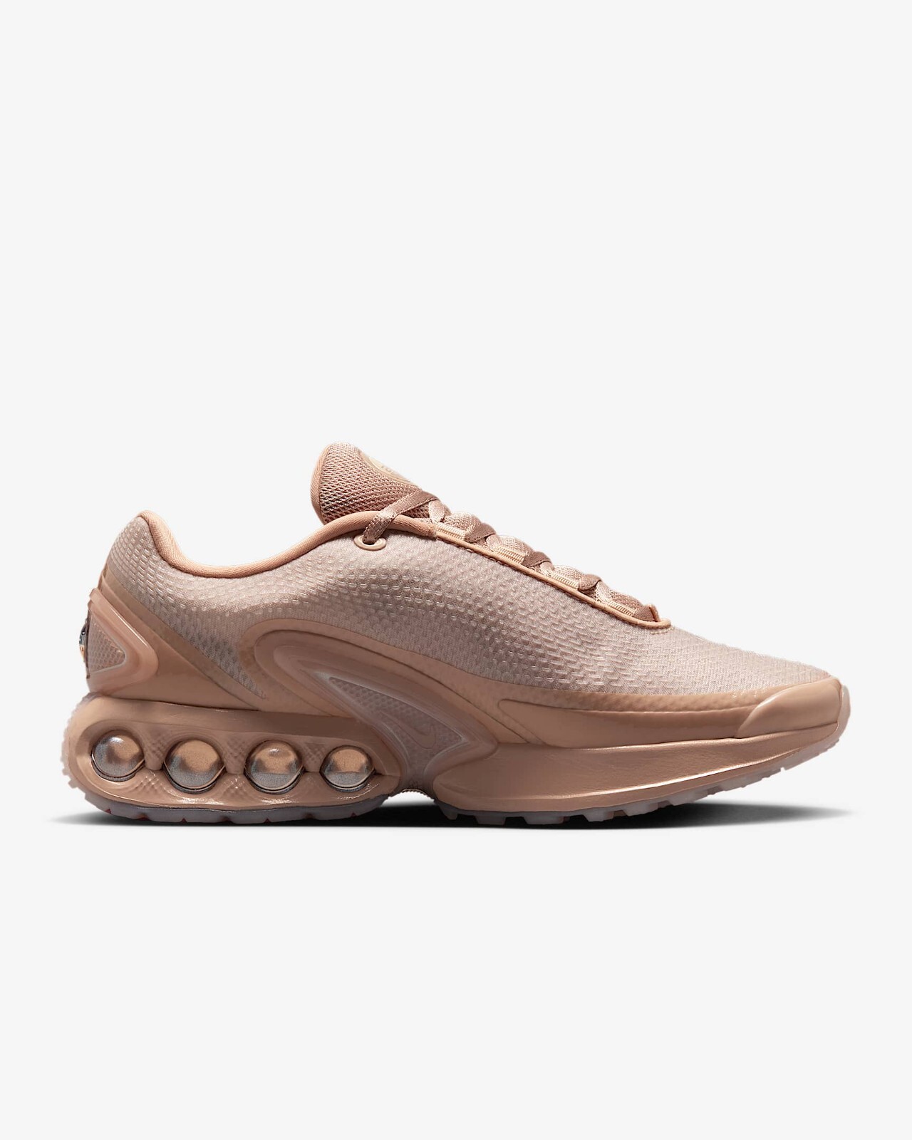Isamaya Ffrench x Nike Air Max Dn 23.5㎝ The Isamaya Ffrench x Nike Air Max DN Gets Unveiled