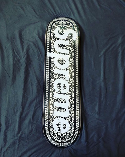 supreme celtic knot skateboard　6175 Supreme Celtic Knot Skateboard Deck Black FW21 Brand New In