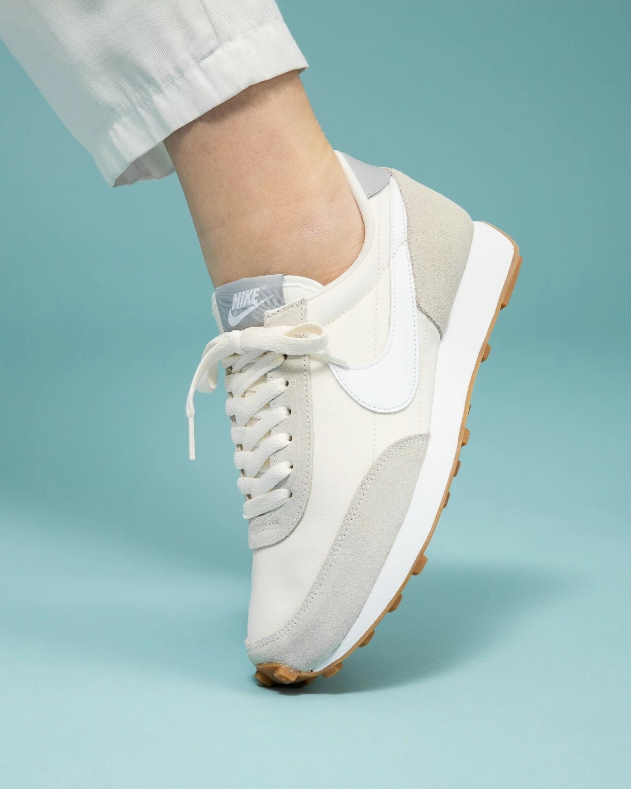 nike daybreak white womens