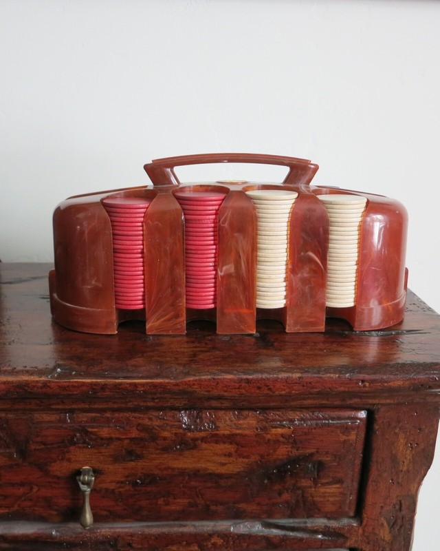 Vintage Antique Art Deco Bakelite Poker Chip /Card Caddy w/ 200 Wood