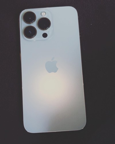 Apple iPhone 13 Pro ホワイト 6.1インチ Amazon.com: Apple iPhone 13, 256GB, Starlight - Unlocked