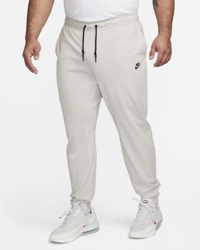 【NIKE】Foundation Joggers（送料込み） Nike Foundation Fleece joggers × Size Medium × New With Tags