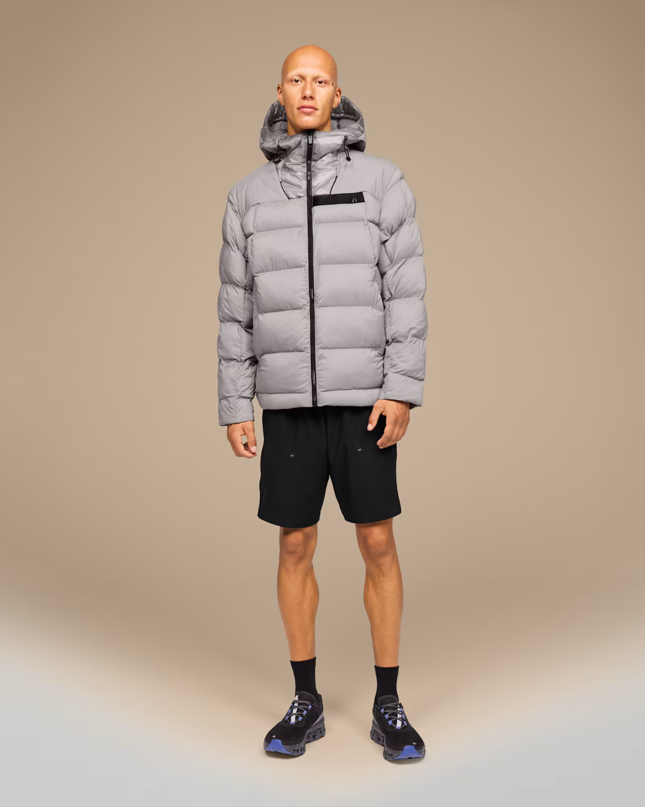 On Cloud Running Challenger Jacket in Zinc - BRAND NEW