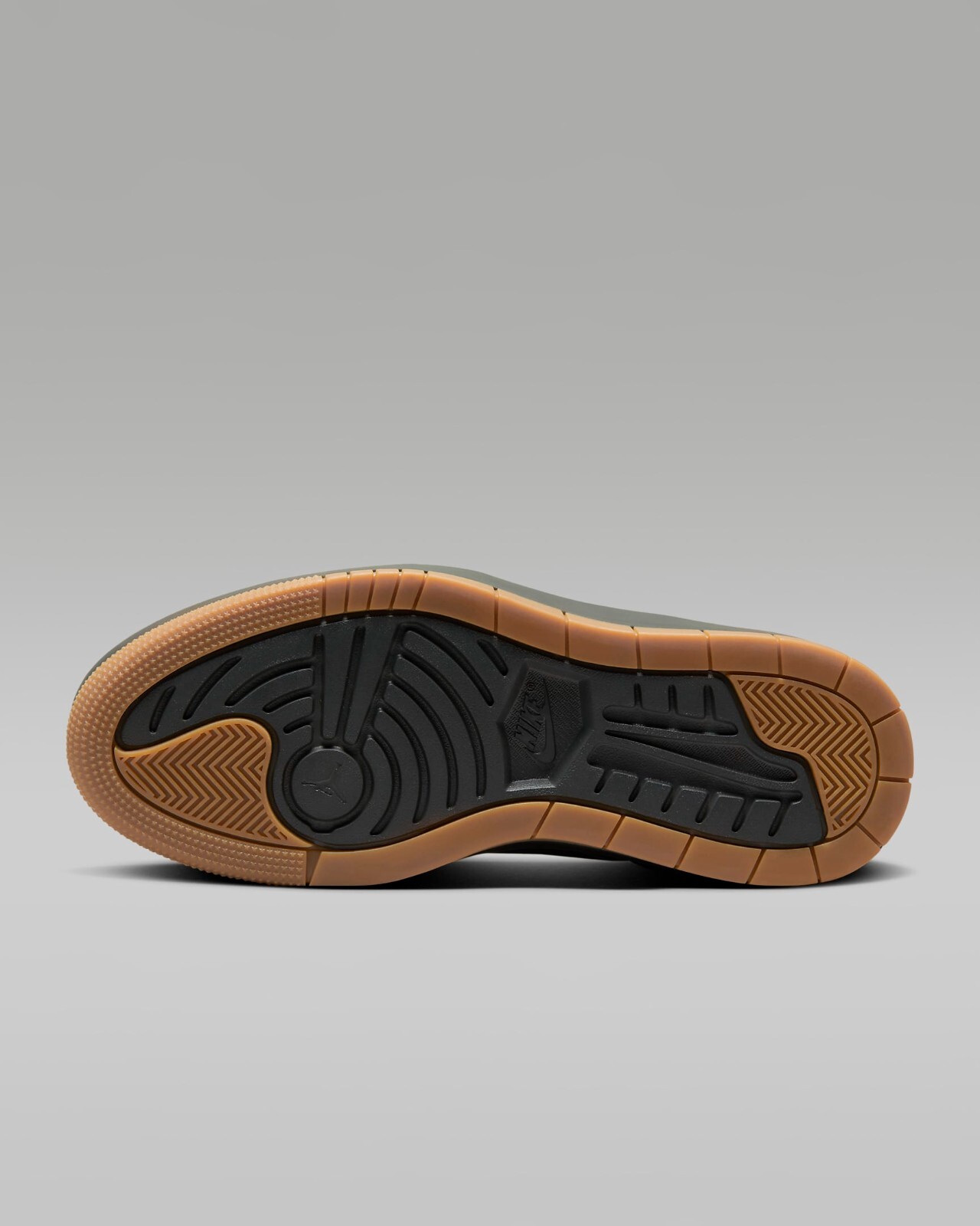 Pre-owned Nike Women's Air Jordan 1 Elevate High Se Fb9894-001 Black Medium Ash Gum Brown