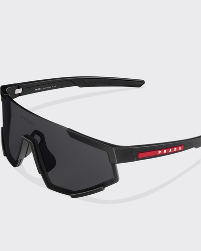 Pre-owned Prada Linea Rossa Sps 04ws Dg006f Rubber Black Red Dark Grey Sunglasses In Gray