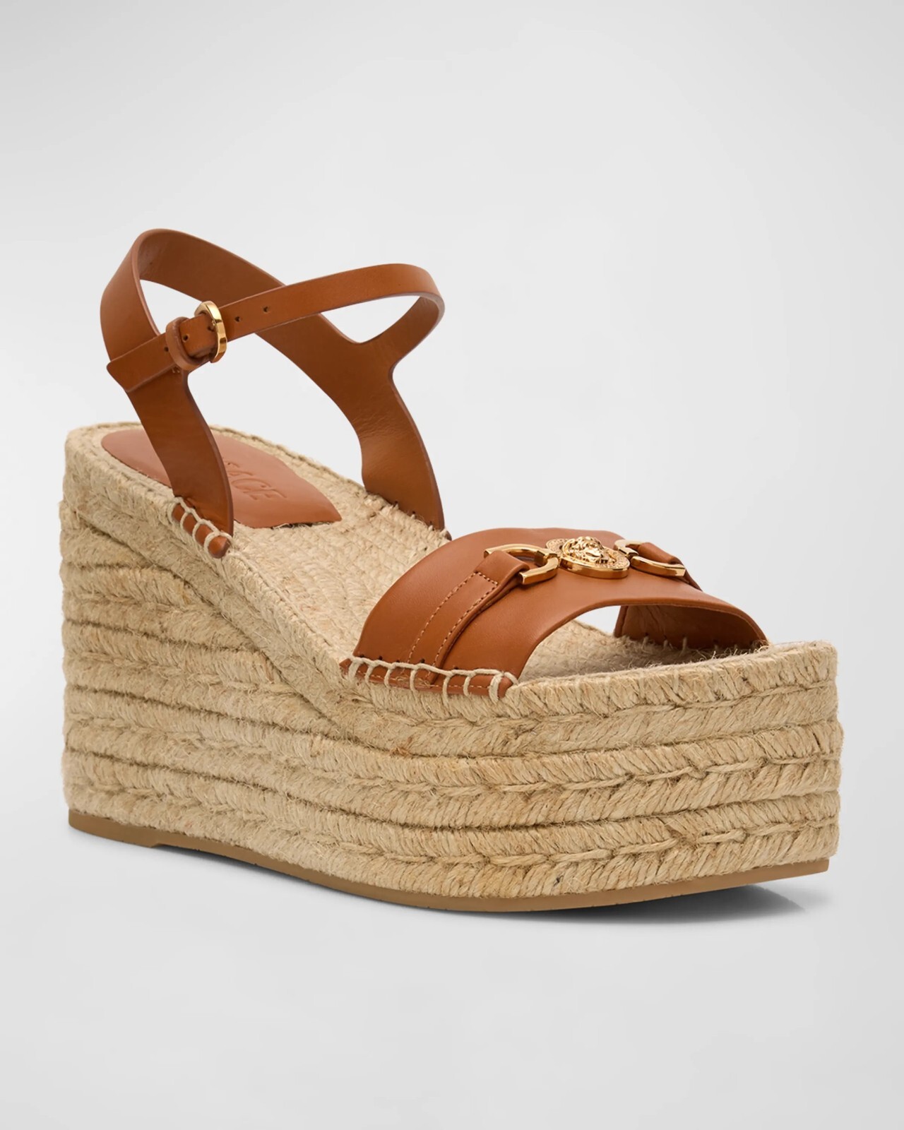 VERSACE★素敵！Medusa Women's Beige Sandals 23491212_53925543_600.jpg
