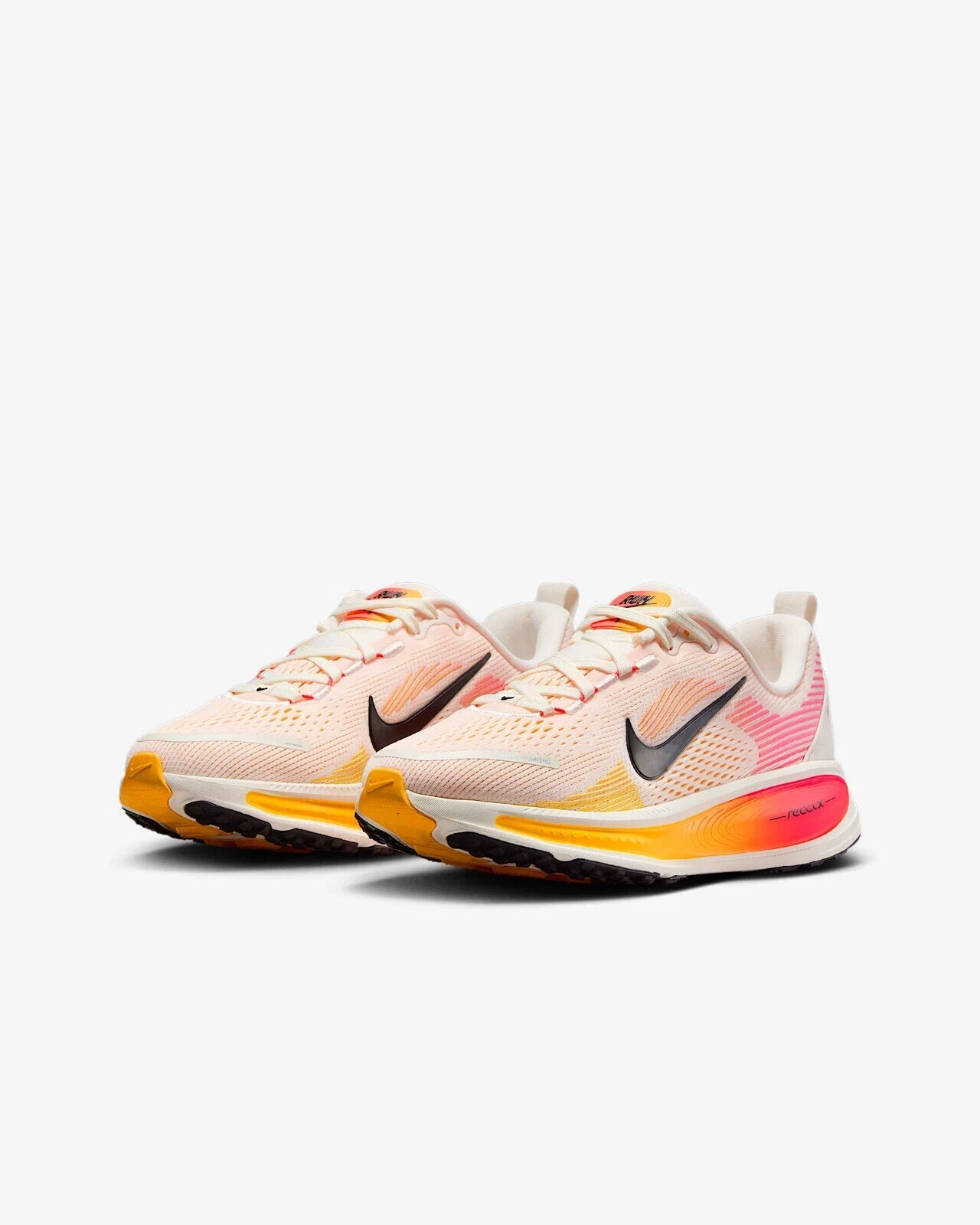 Nike Vomero 18 スポーツシューズ 7.5 UK Nike Women's Vomero 18 Running Shoes - Bright Crimson