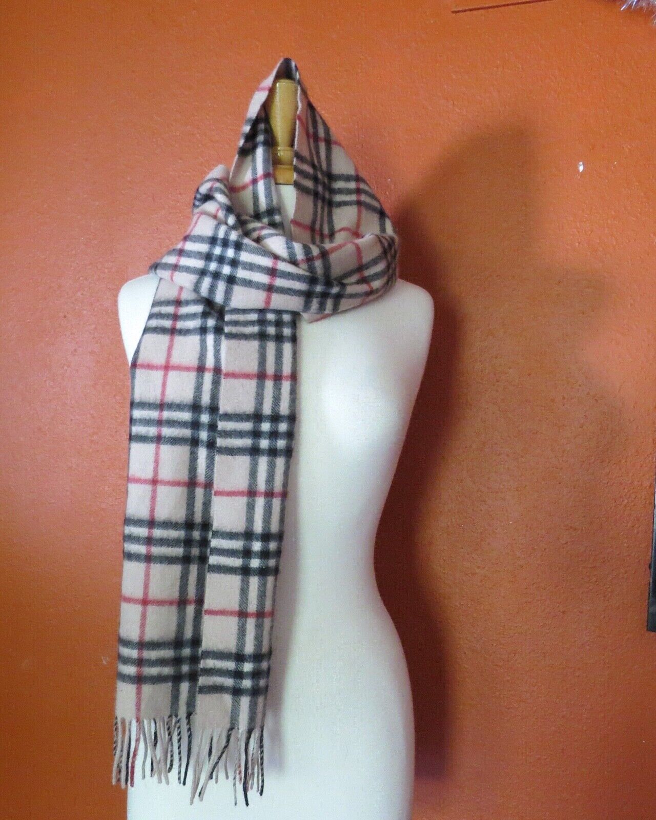 BURBERRY, London, England. Check, camel, 100% CASHMERE Scarf BURBERRY, London, England. Check, camel, 100% CASHMERE Scarf