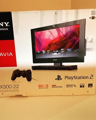 Sony Bravia KDL-22PX300 TV with PS2 built-in Playstation 2  Read Description 