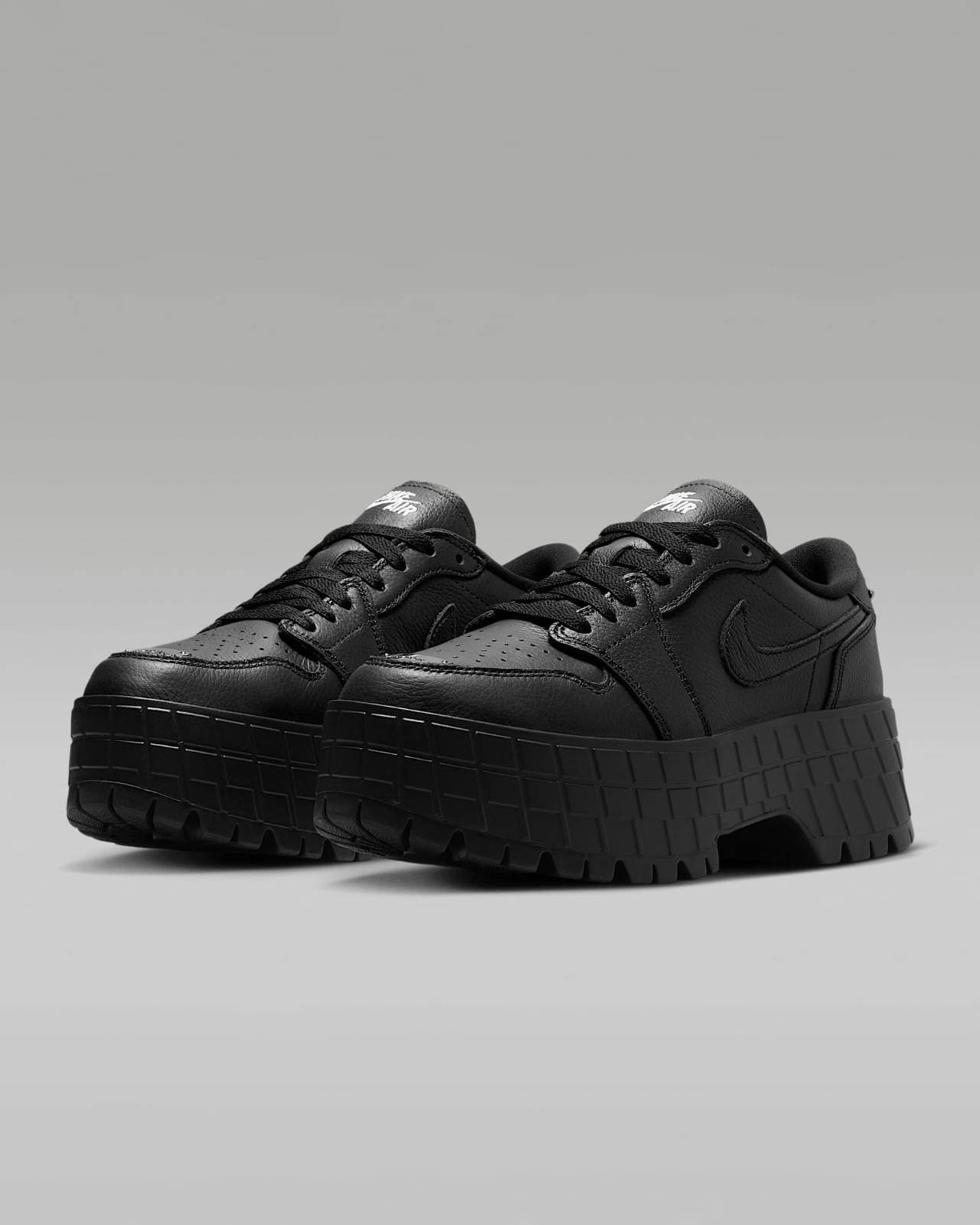 Nike Women's Air Jordan 1 Brooklyn Low - Black/White