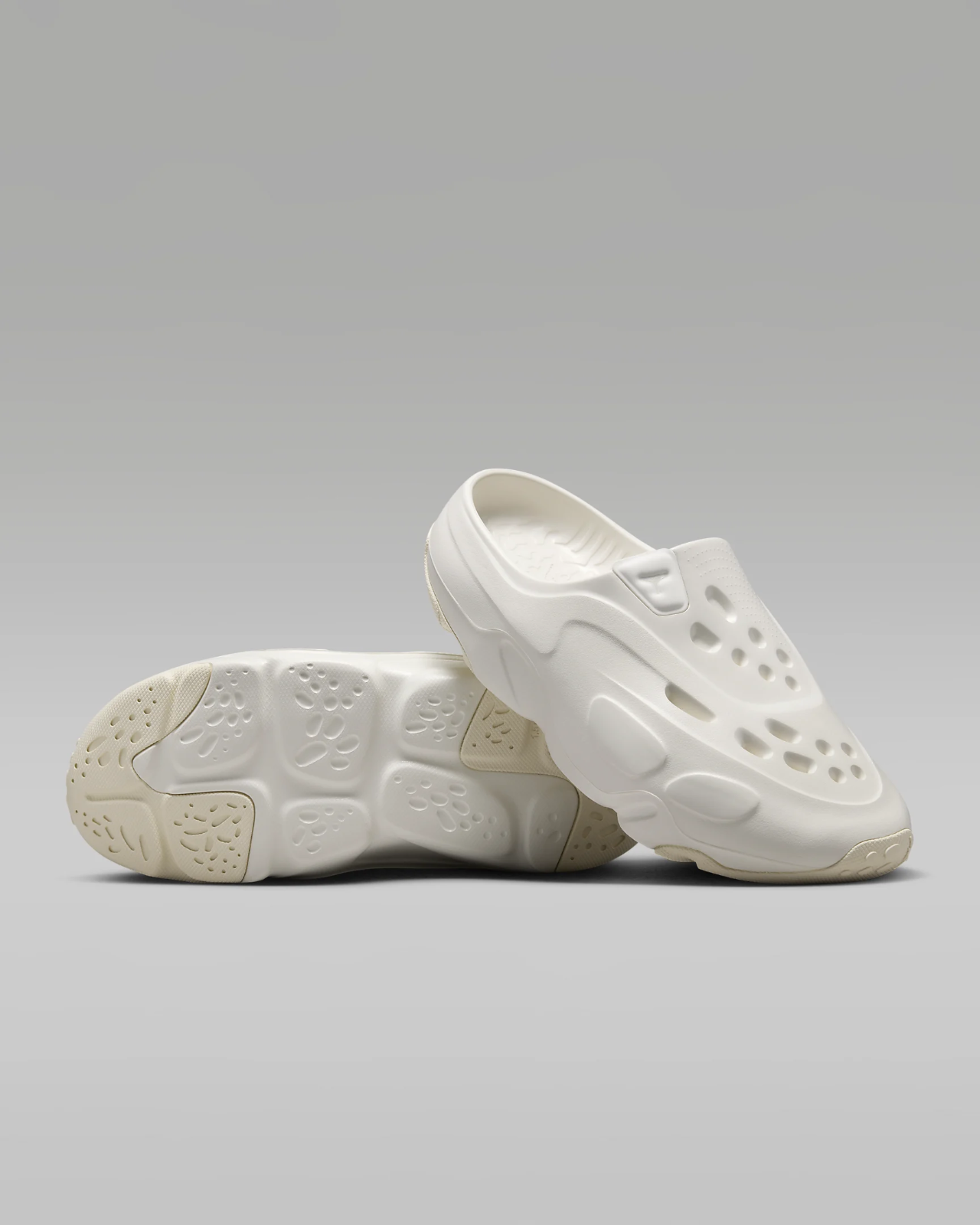 Members exclusive product Jordan Rohm Slide FQ0227-100 Japan Members exclusive product Jordan Rohm Slide FQ0227-100 Japan