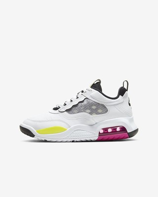 

Jordan Max 200 White/Active Fuchsia/Cyber/Black (GS) — 5