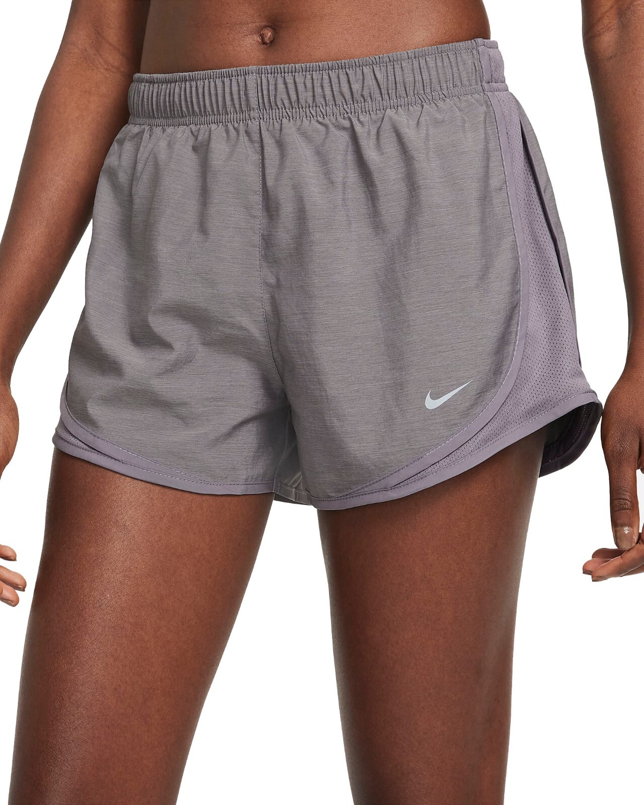 

Женские шорты для бега Gunsmoke на короткой подкладке Nike Tempo, CU8890-067, Серый