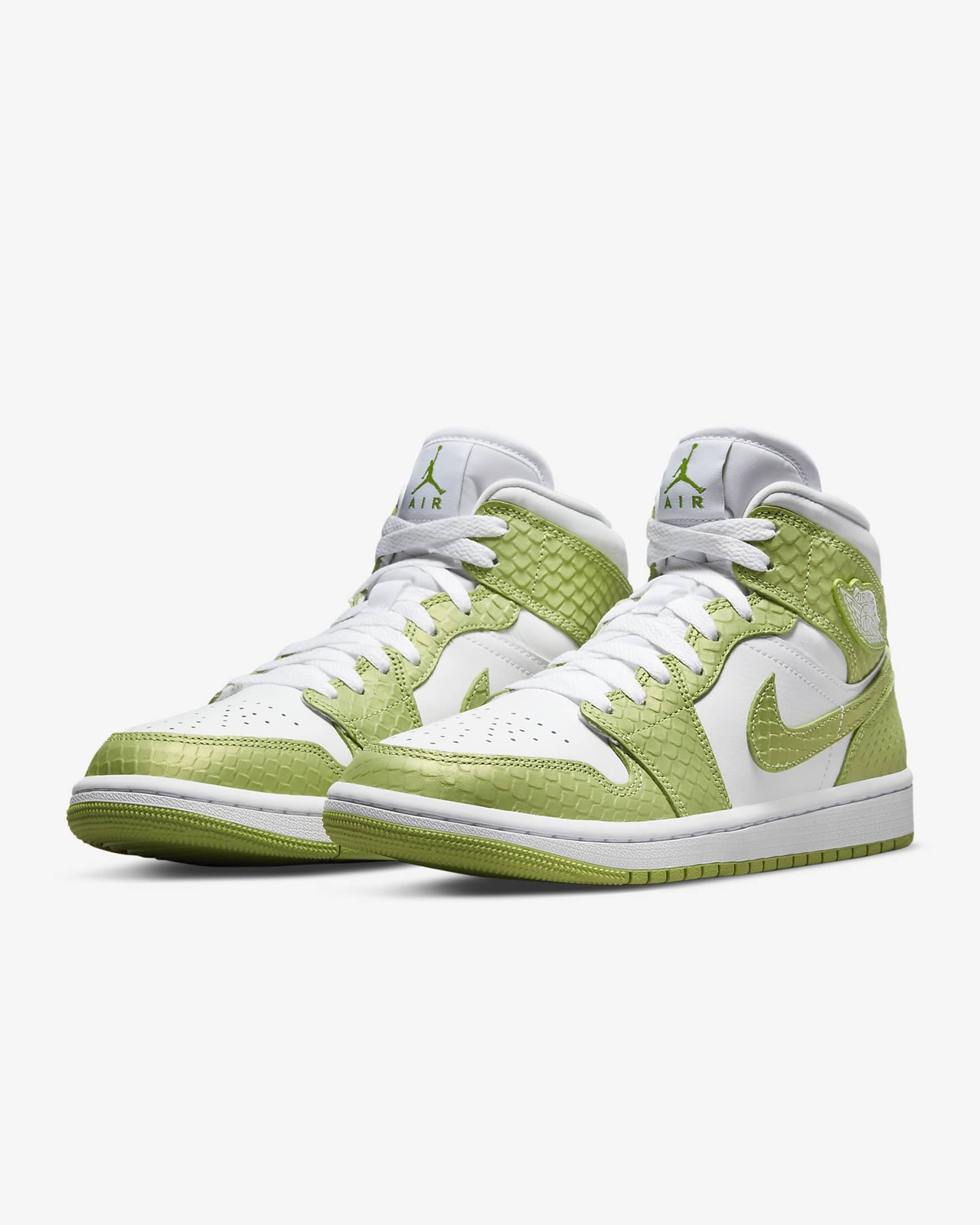 Pre-owned Jordan Women's Air  1 Mid Se White Vivid Green Snakeskin Brand Dv2959-113 In White/white/vivid Green