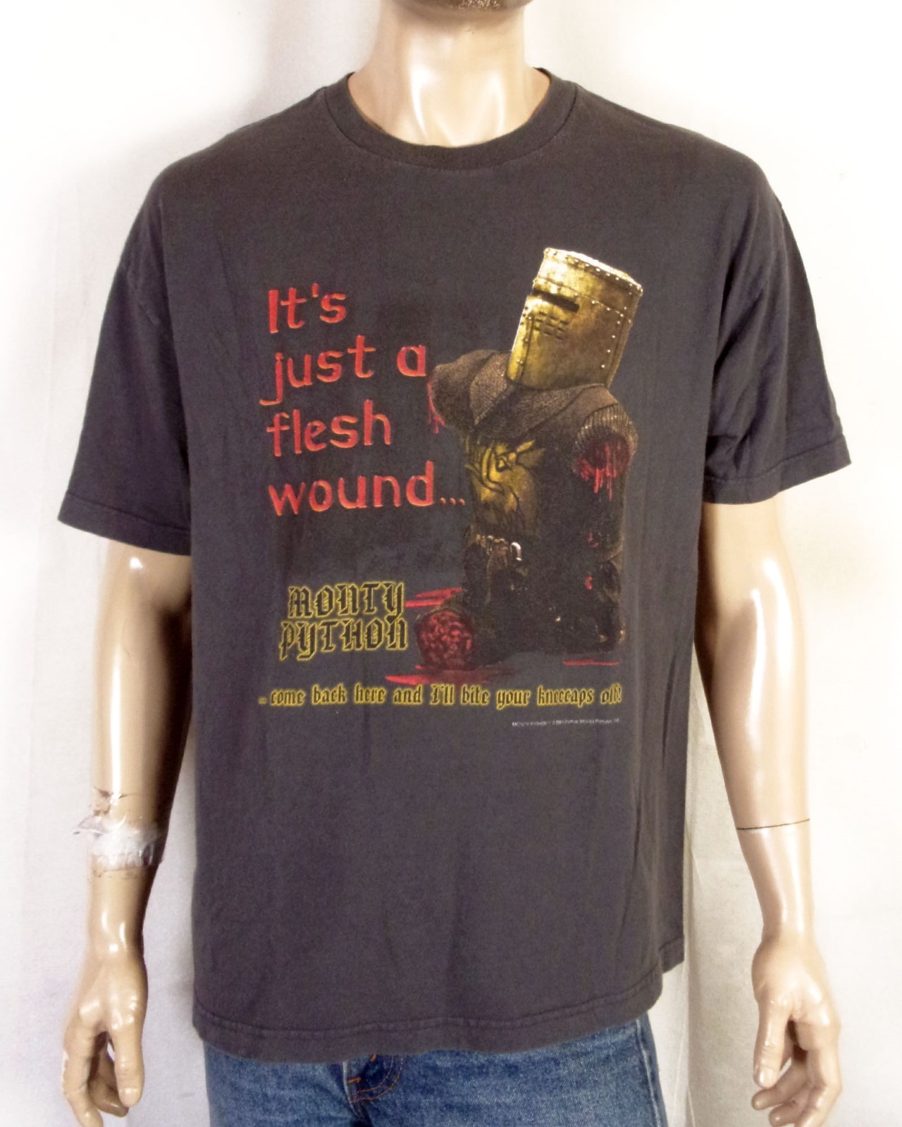 vtg 2001 soft Monty Python and the Holy Grail T-Shirt It's Just a Flesh Wound XL