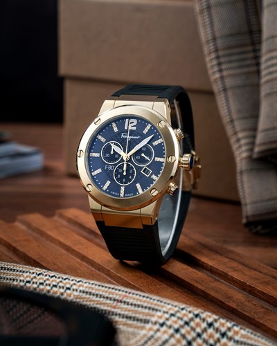 Pre-owned Ferragamo F-80 Chrono Diamond- Sfup00122. Retail: $2,395