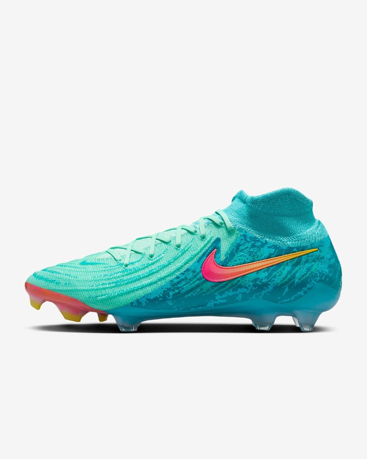 Nike Phantom Luna 2 Elite LV8 FG Cleat Soccer Shoes - Green Nike Phantom Luna 2 Elite LV8 FG Cleat Soccer Shoes - Green