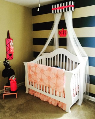 Million Dollar Baby Classic Ashbury 4-in-1 Convertible Crib with To... BRAND NEW