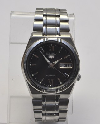 seiko 5 black face