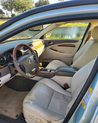 image 8 of interior
