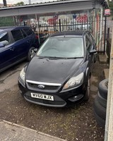 2010 Ford Focus 16 Zetec 5dr HATCHBACK Petrol Manual