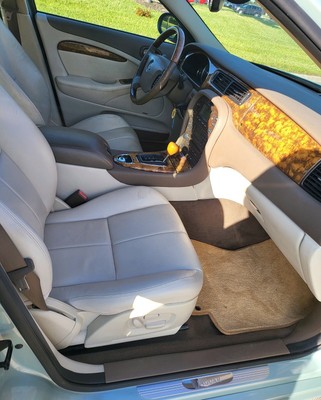 image 7 of interior