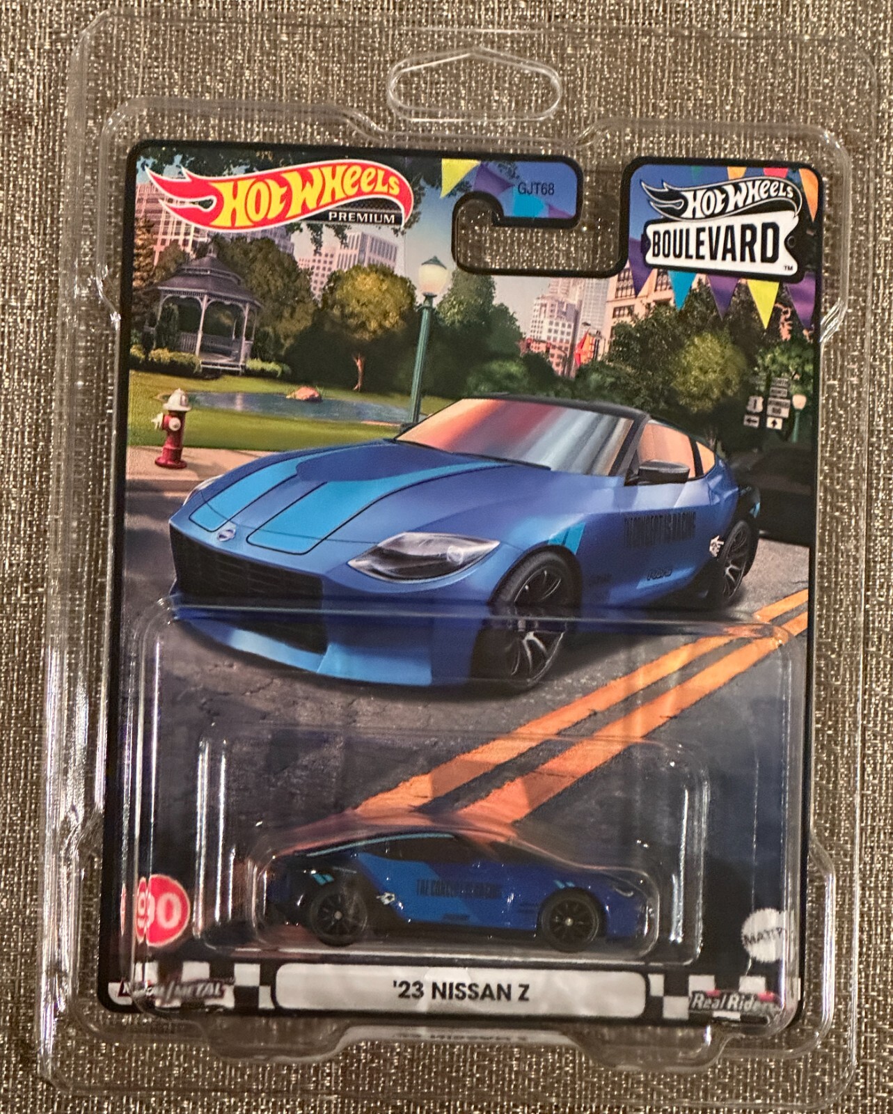 Hot Wheels Premium 2023 HW Boulevard #90 '23 Nissan Z, Free