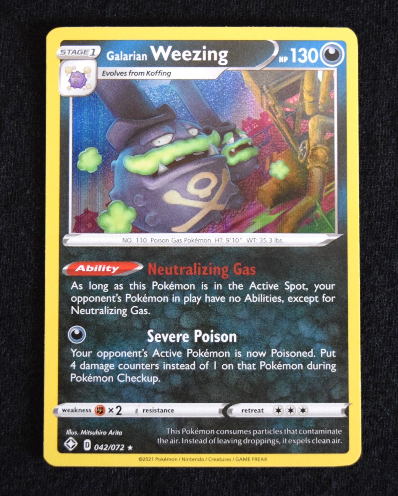 Pokemon TCG Galarian Weezing 042/072 2021 Shining Fates Holo