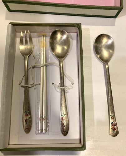 中古 韓国　銀　箸とスプーンのセット　AG800刻印 H.JIN 蝶 銀 箸スプーンペアセット カトラリーセット 鶴 送料