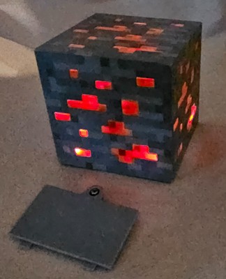 Minecraft ThinkGeek REDSTONE ORE NIGHTLIGHT Touch Cube Light