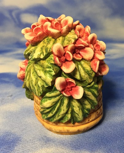 Retired Harmony Kingdom Garden 