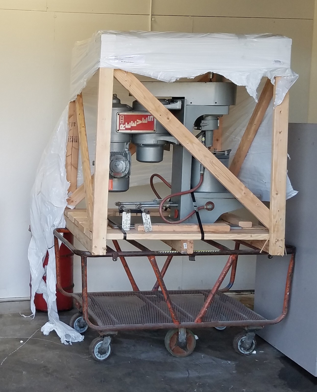 Union Process Szegvari Attritor, model 1-S, Size1, 1.5 gallon Ceramic Bowl $4800