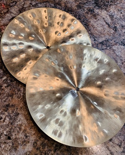 Meinl Byzance 14” Extra Dry Medium Hi Hat Cymbals