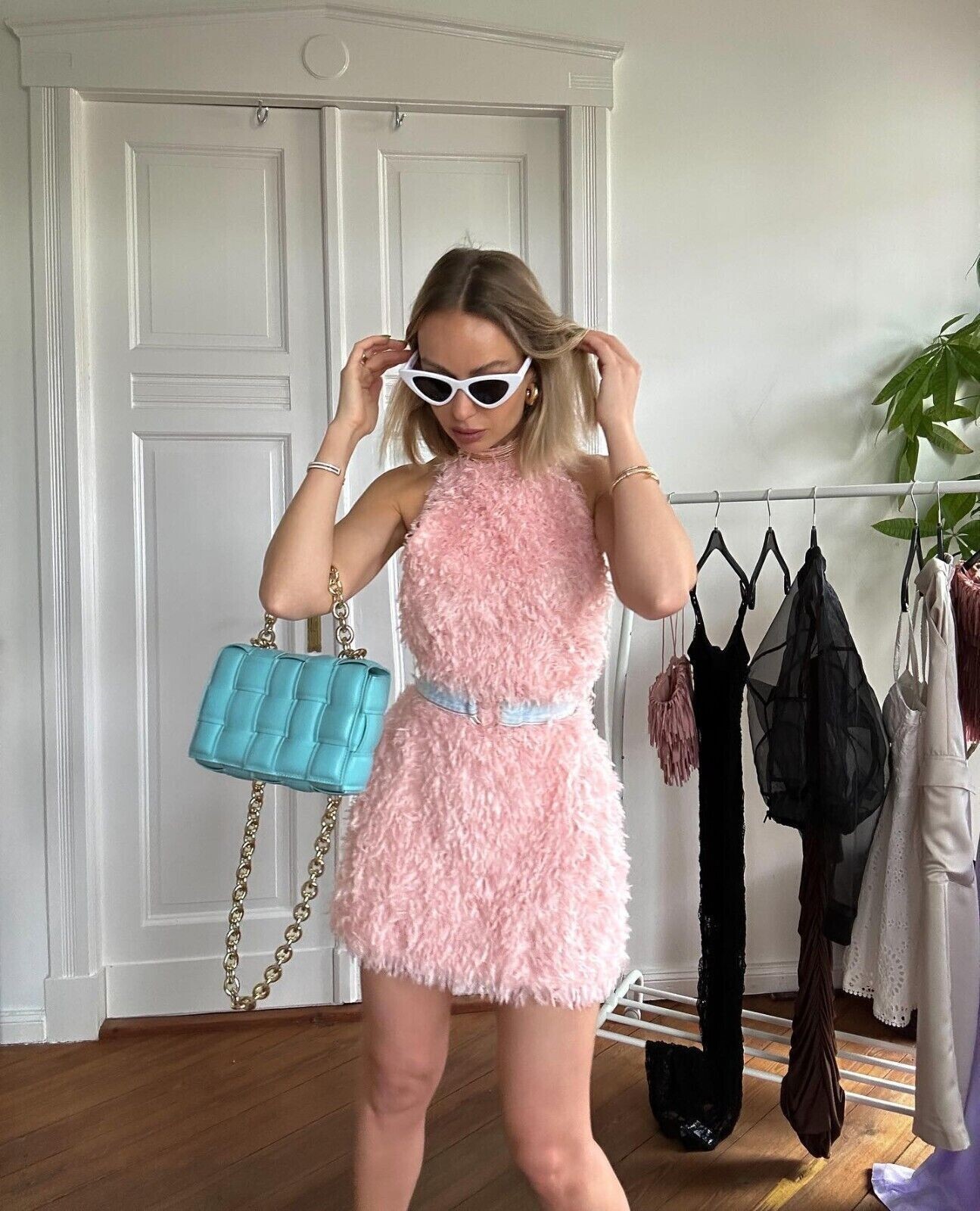 ayyy★ 2WAY LADY LIKE FEATHER DRESS $_57.JPG?set_id=880000500F