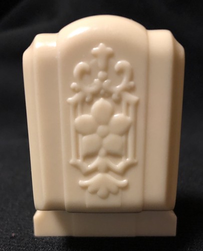 Vintage Warner Celluloid Art Deco Cream Ring Presentation Box.