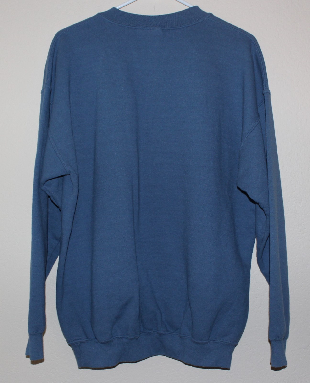 Unisex PENN STATE blue SNOWMAN heavyweight sweatshirt, Size L. NWOT. by Gildan