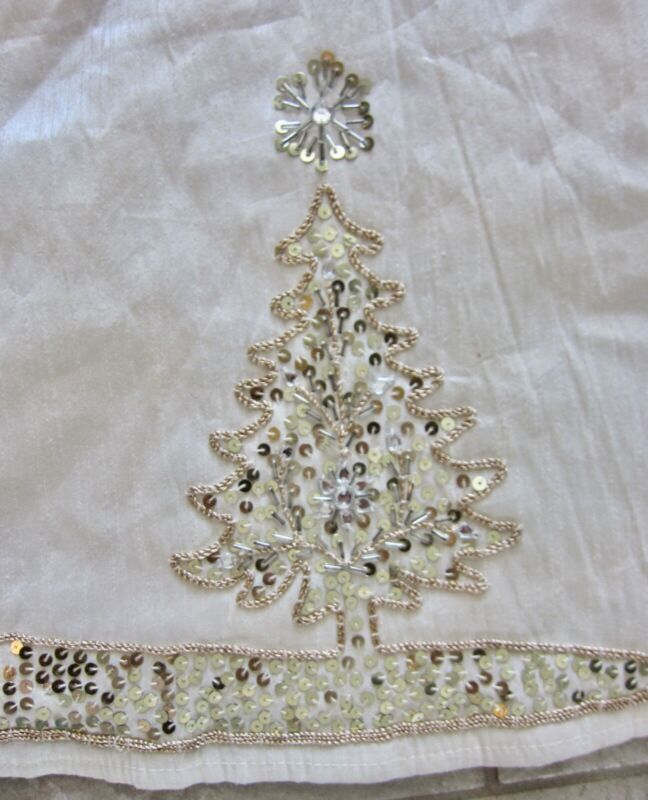 White Gold Sequin Beaded Christmas Tree Skirt Rachel Zoe 53 Inches As Is