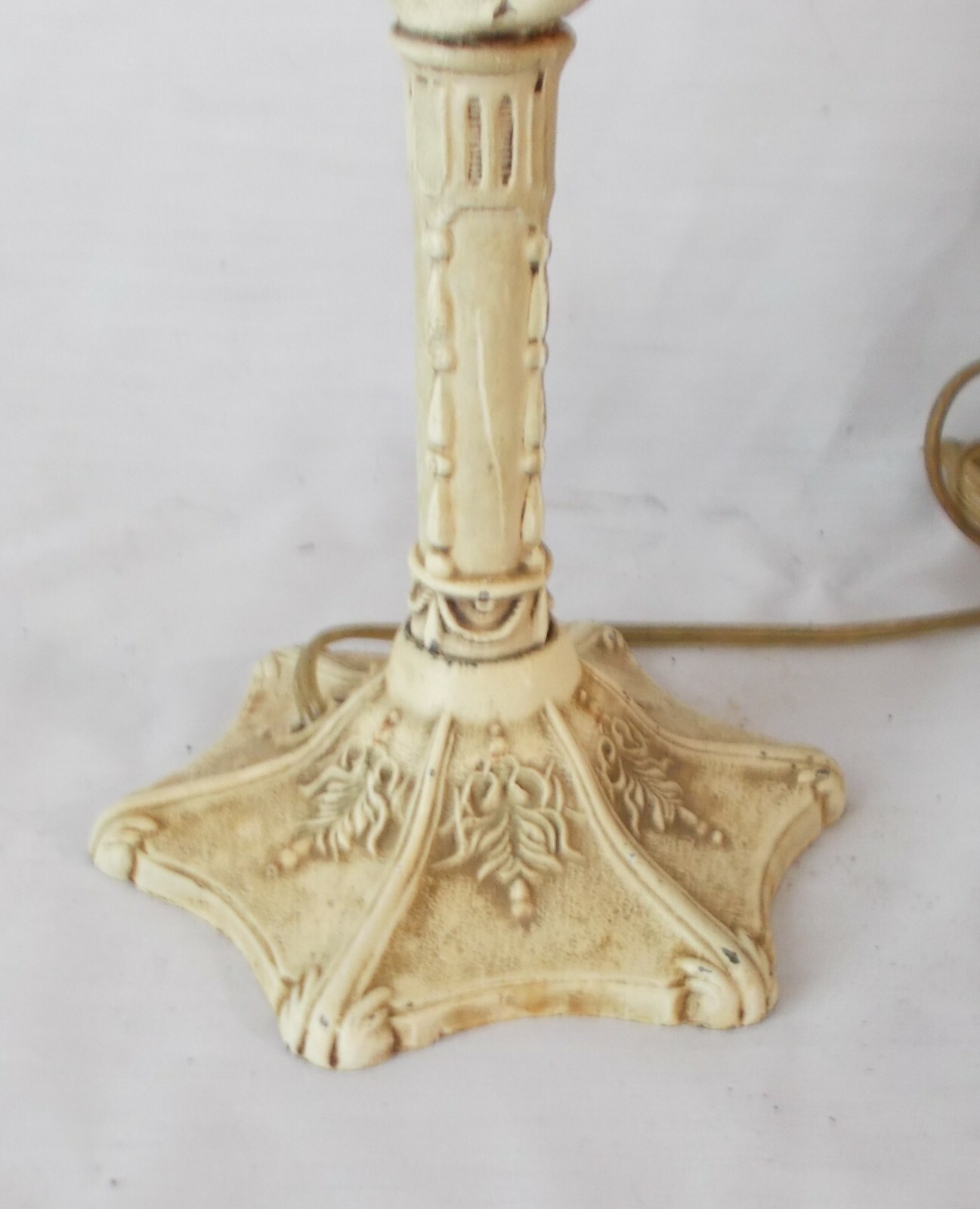 Antique Slag Table Lamp Japanese Silhouette Theme Pagoda Shade